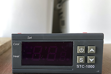 STC 1000, de goedkoopste temperatuur regelaar op de markt